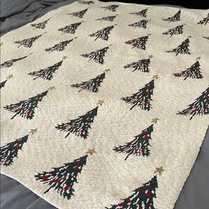 Holiday Christmas Tree Patterned Throw Blanket